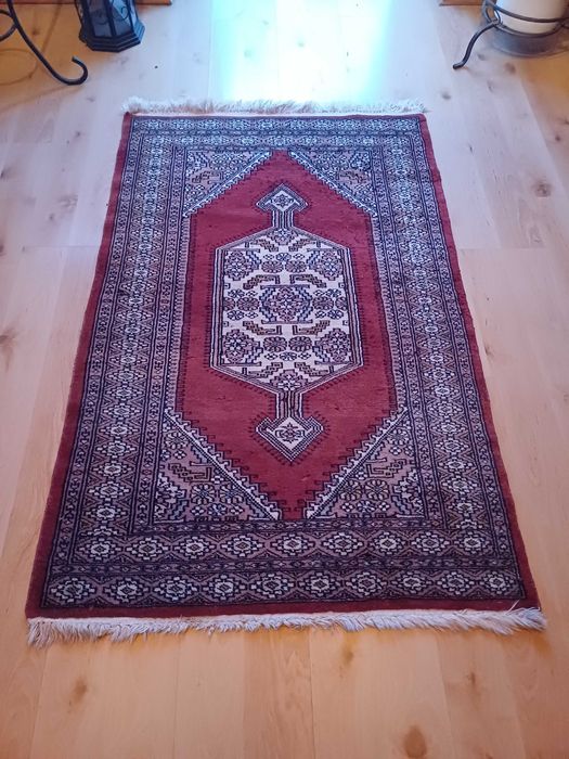 Sprzedam dywan Perski ręcznie tkany 140/80,130/80