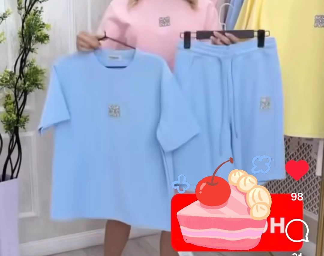 Продам новий костюм жіночий (шорти футболка)