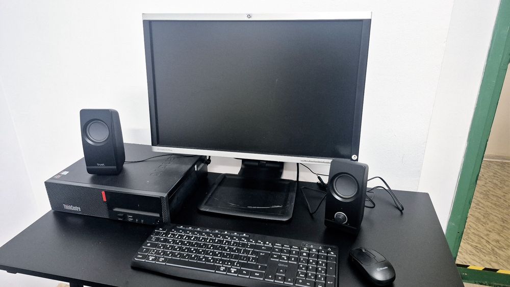 Sprzedam komputer stacjonarny Lenovo m725s z drukarką hp