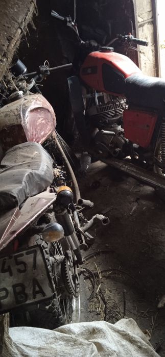 Иж юпітер.з коляскою на запчаст..мотор коробка ціла.