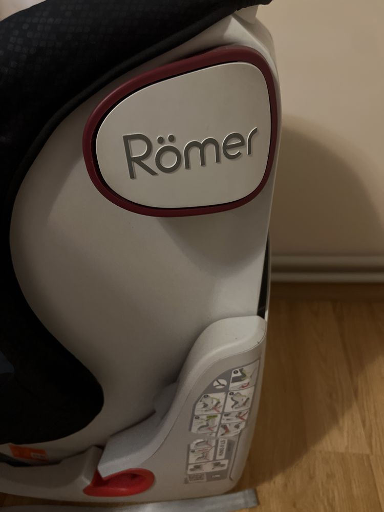 Продам автокрісло RÖMER