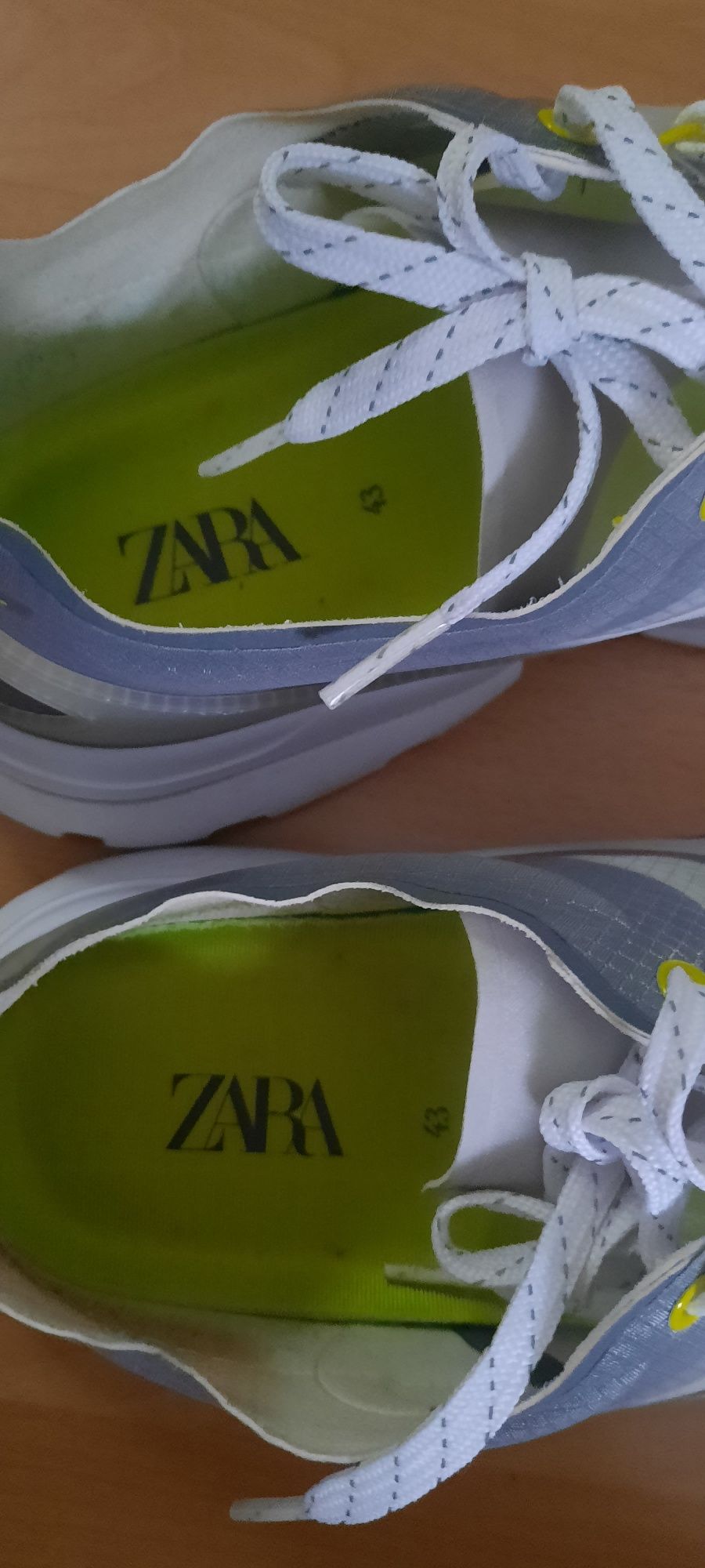 Кроссовки Zara в идеальном состояниии