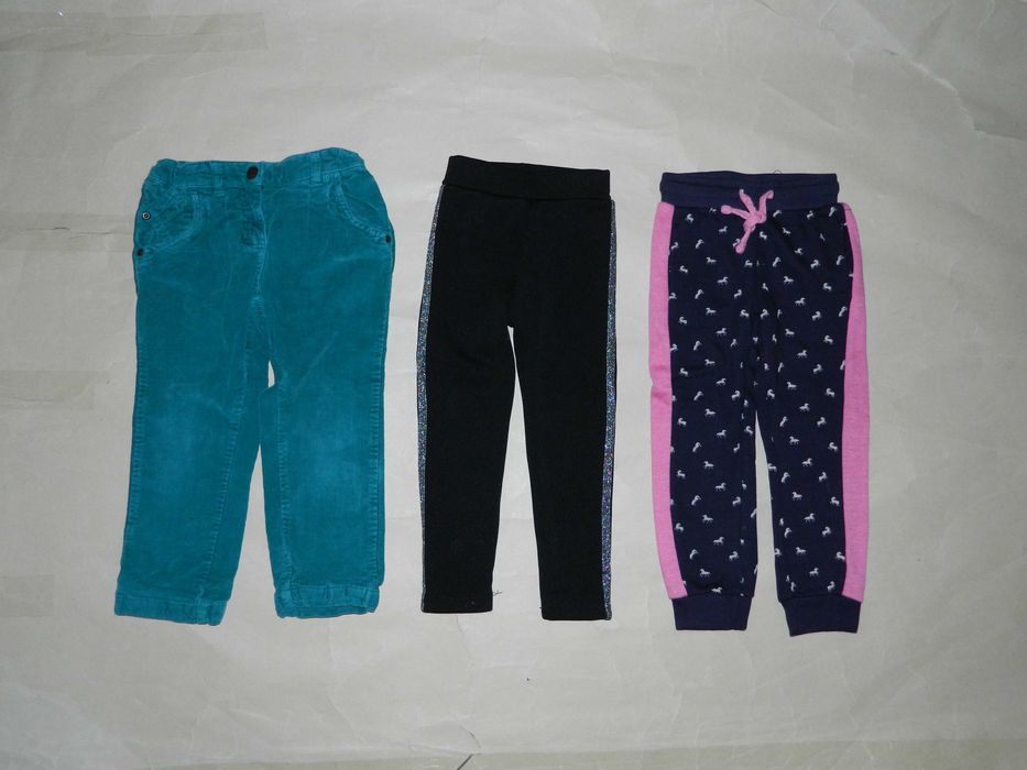 Пакет одягу для дівчинки 3-4 рочки 98-104 см \ штани + светри