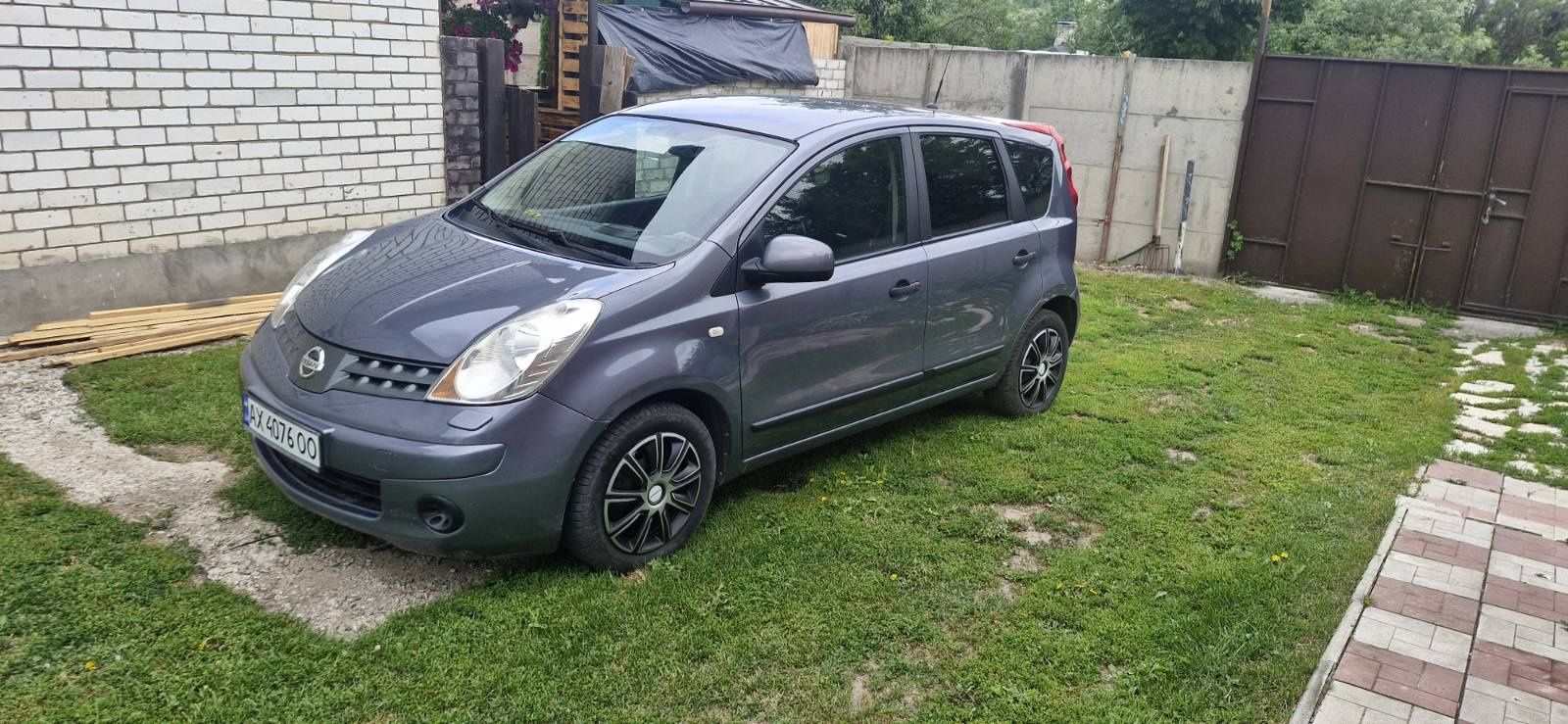 Продам NISSAN NOTE 1.4 2008 року
