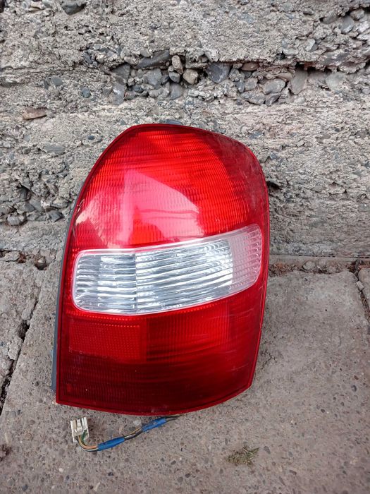 Стопи Mazda 323F