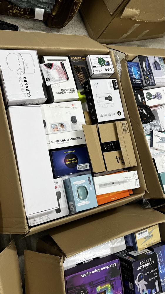 Бокси Amazon електроніка