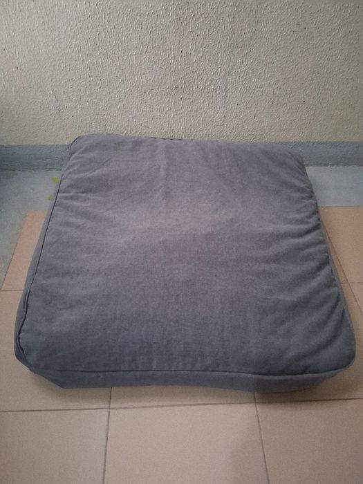 Almofada/Cama para Cão Grande - NOVO / Large Dog Bed - NEW