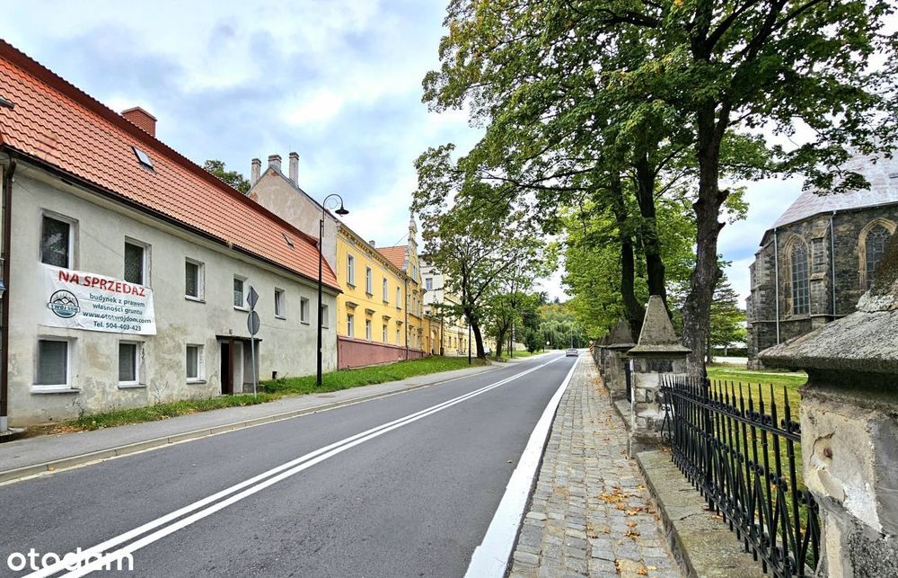 Kamienica w centrum Złotego Stoku