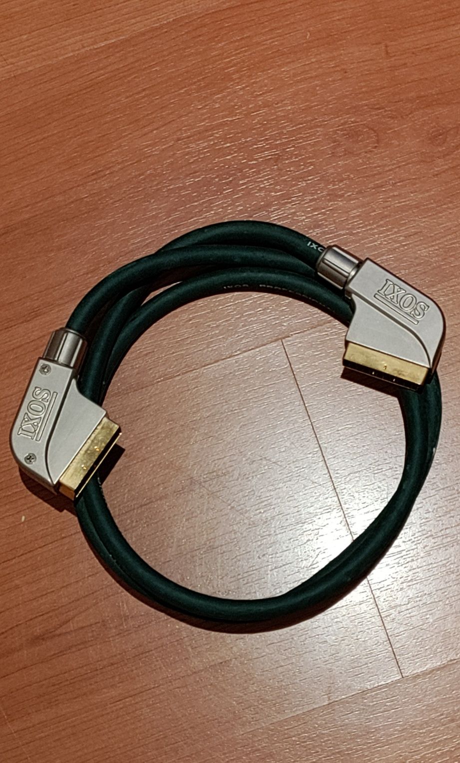 Cabo Scart Ixos profissional