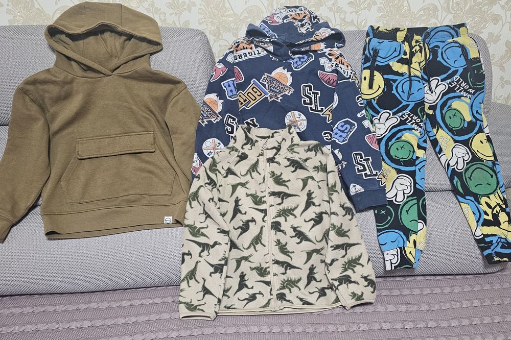 Детские вещи р. 122(всё за 500 грн)