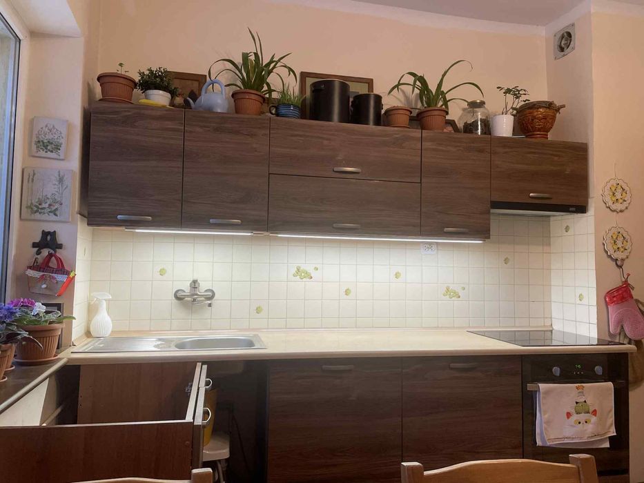 Kuchnia (szafki) + pochłaniacz + komoda