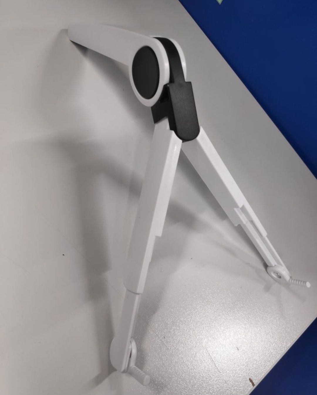 Nowa podstawka pod laptopa lub tablet