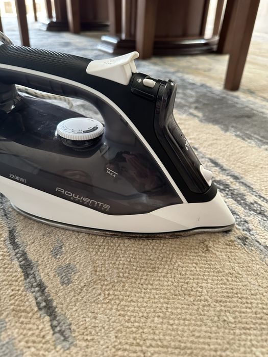 Ferro rowenta vapor