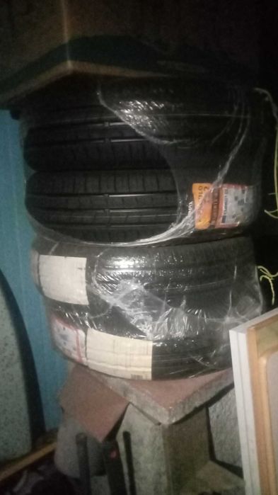 Pneus 165/65 R15 os 4 novos embalagem