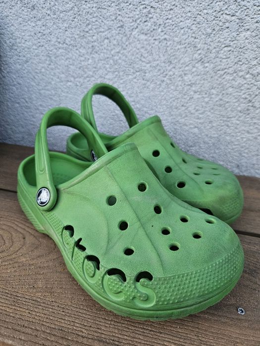 Zielone crocsy rozmiar 35