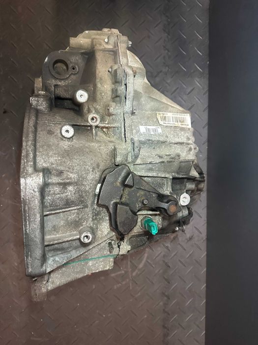 Skrzynia Biegów PF6 Renault Trafic Opel Vivaro  1.6 DCI CDTI