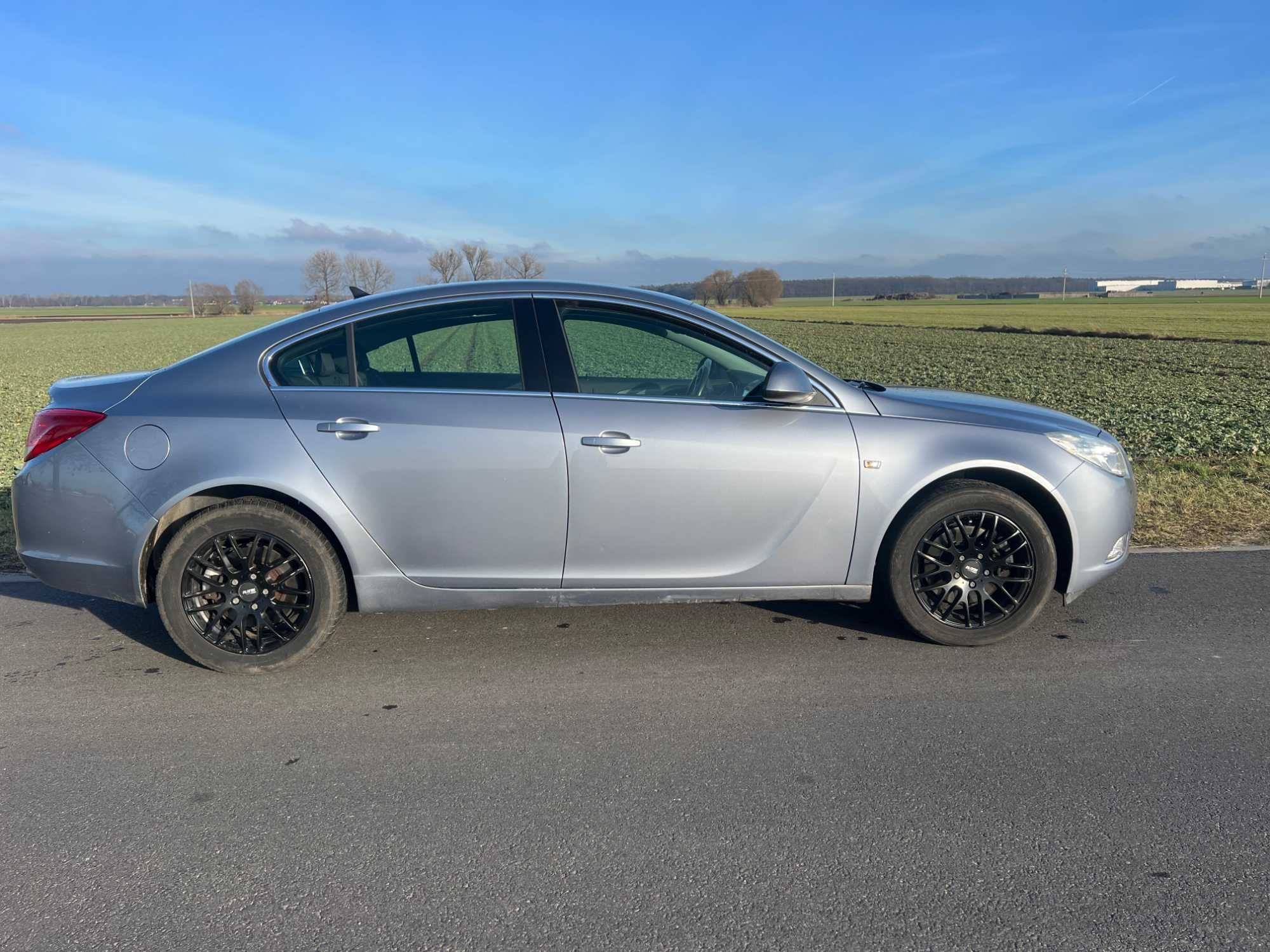 Opel Insignia  1,6 TURBO