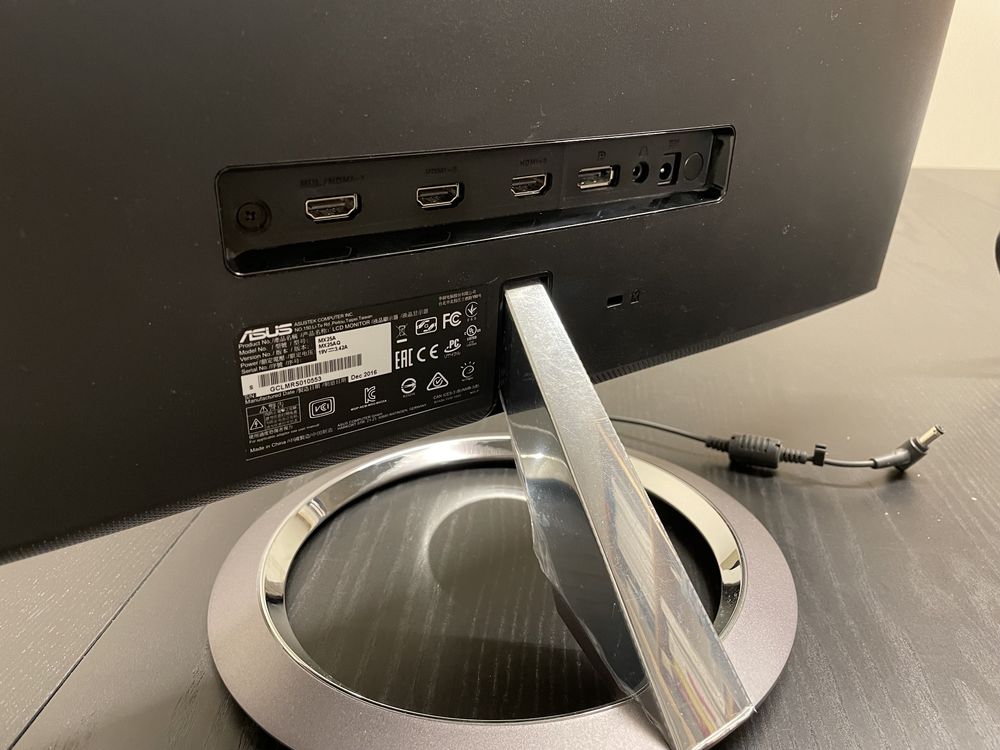 Monitor Asus 25”