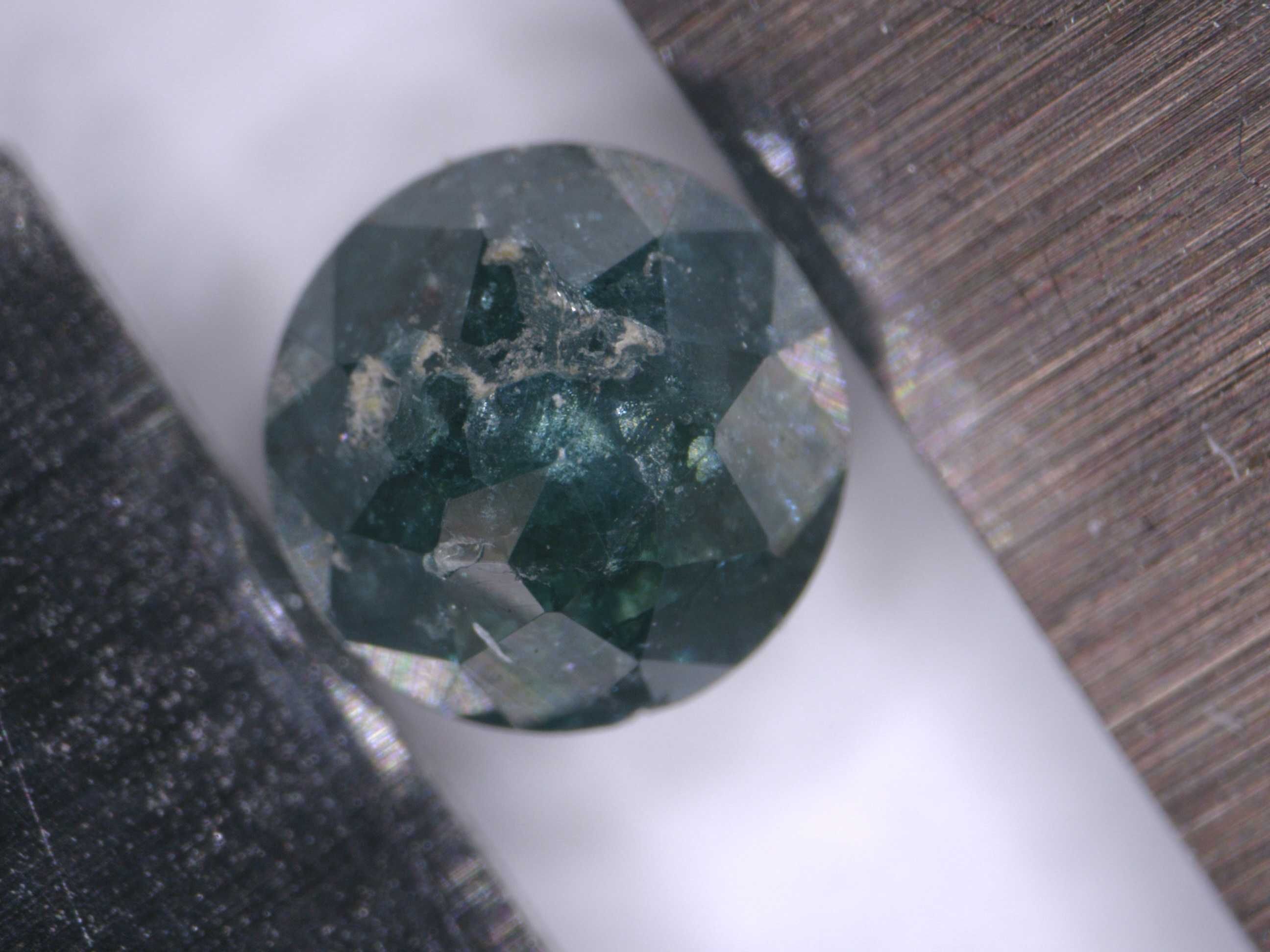 Diament 0.32ct Niebieski Rozeta I3