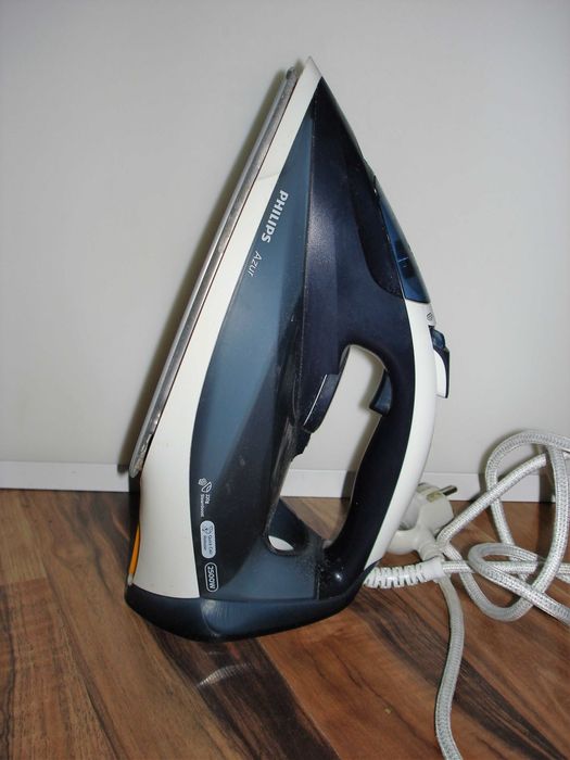 Philips Паровой утюгAzur GC4564/20