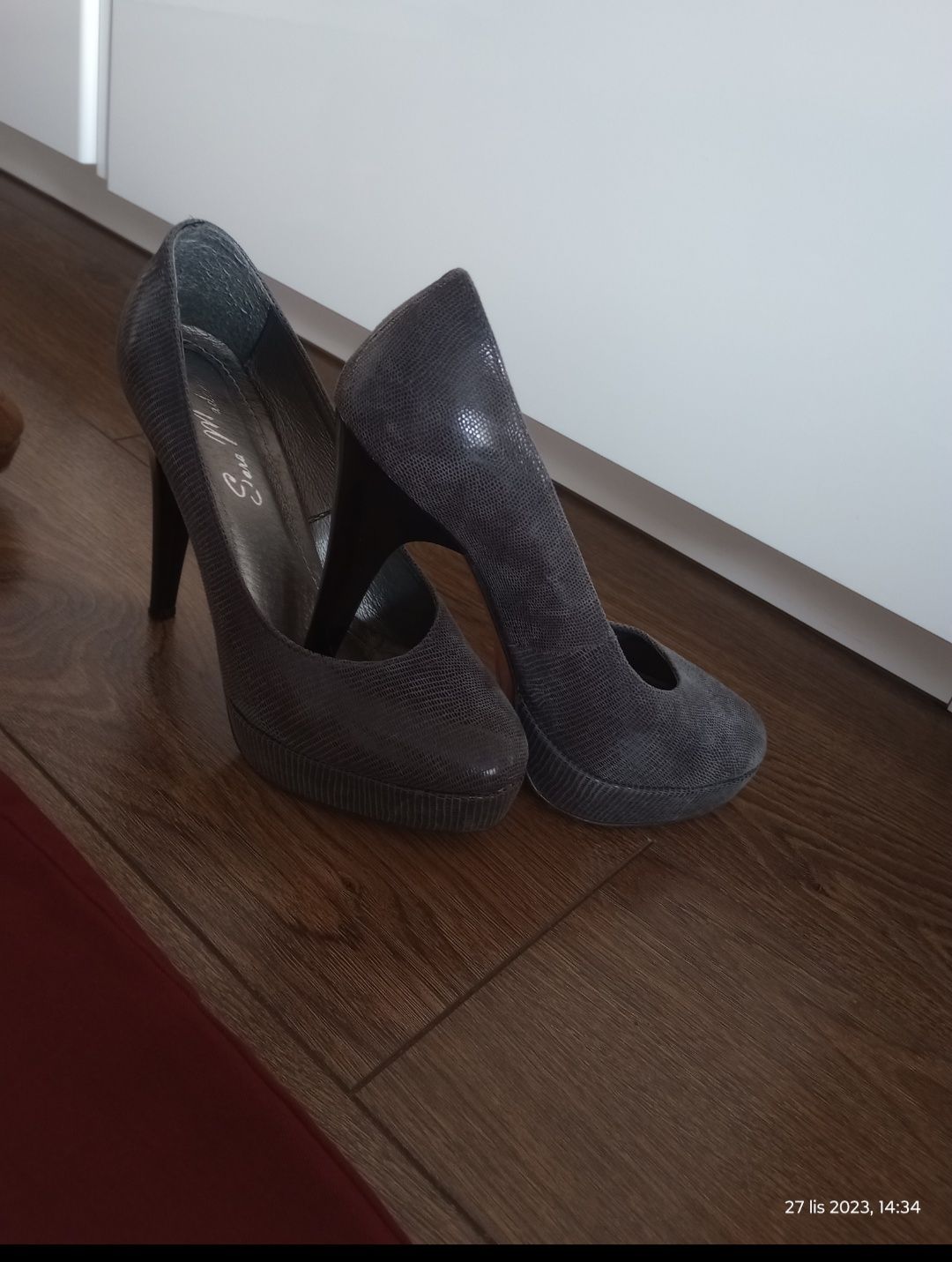 Nowe szpilki 37.