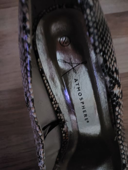 Nowe buty szpilki r.41