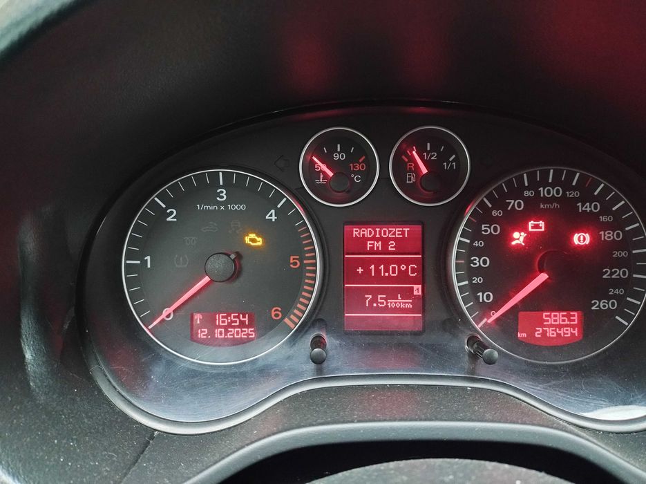 AUDI 3 8P 170KM 06R