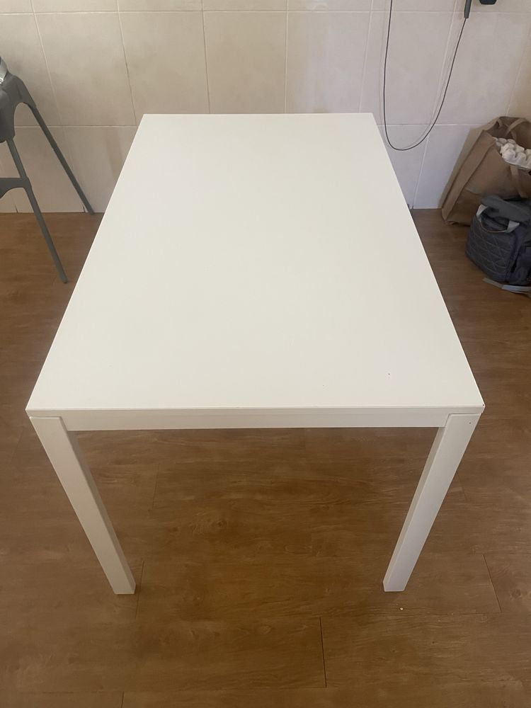 Mesa Brannca IKEA
