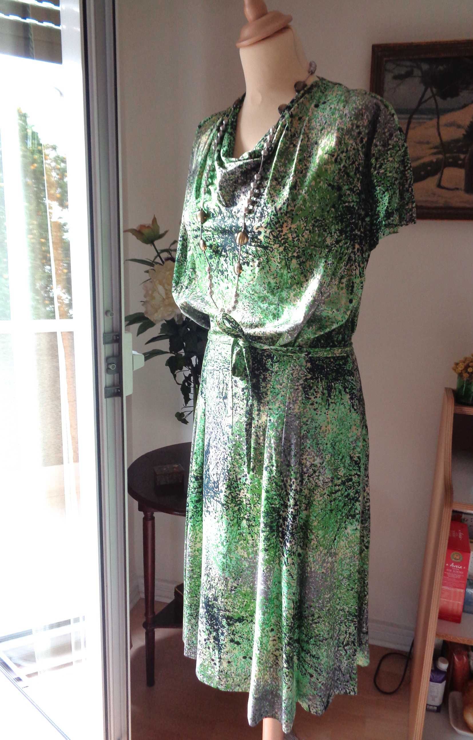 Incrível vestido 38 malha de algodão tons  de verde e cinzento e beije