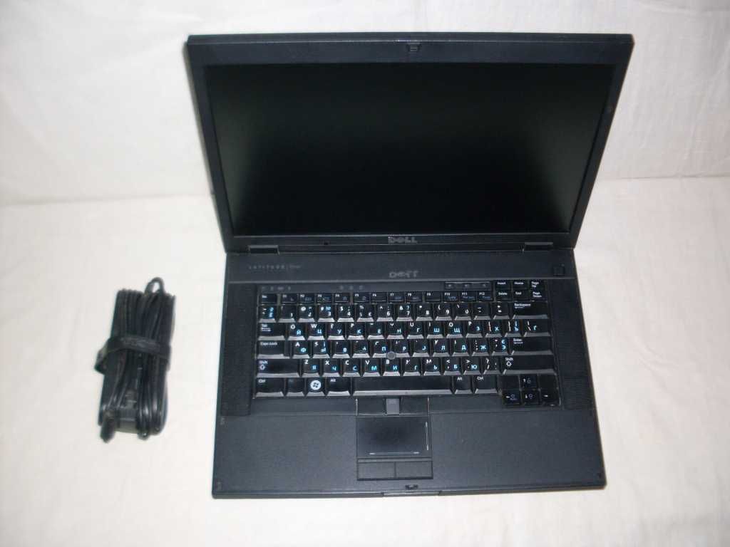 2 ядерний, робочий ноутбук Dell.Пам`ять 4 ГБ.HDD 320 ГБ.+Ліцензія Win7