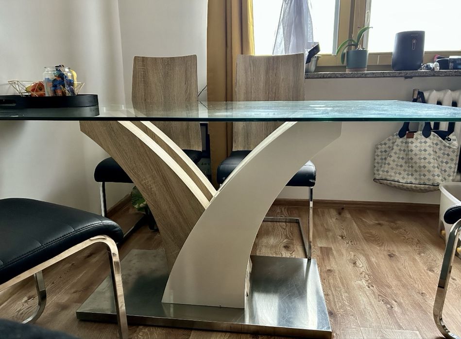 Nowoczesny Stoł z Krzesłami na Płozach