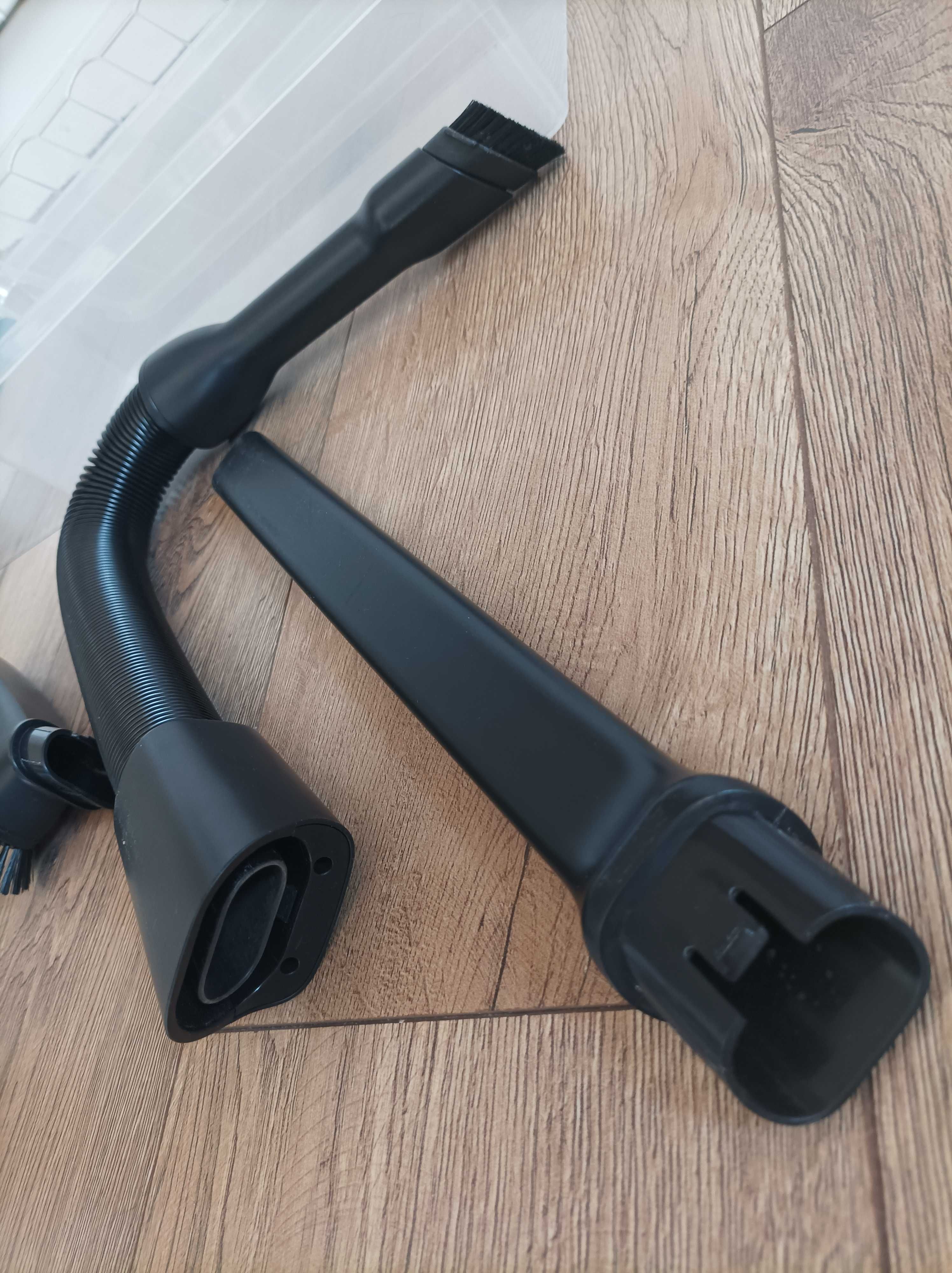 Zestaw akcesoriów do samochodu Electrorlux Pure Q9