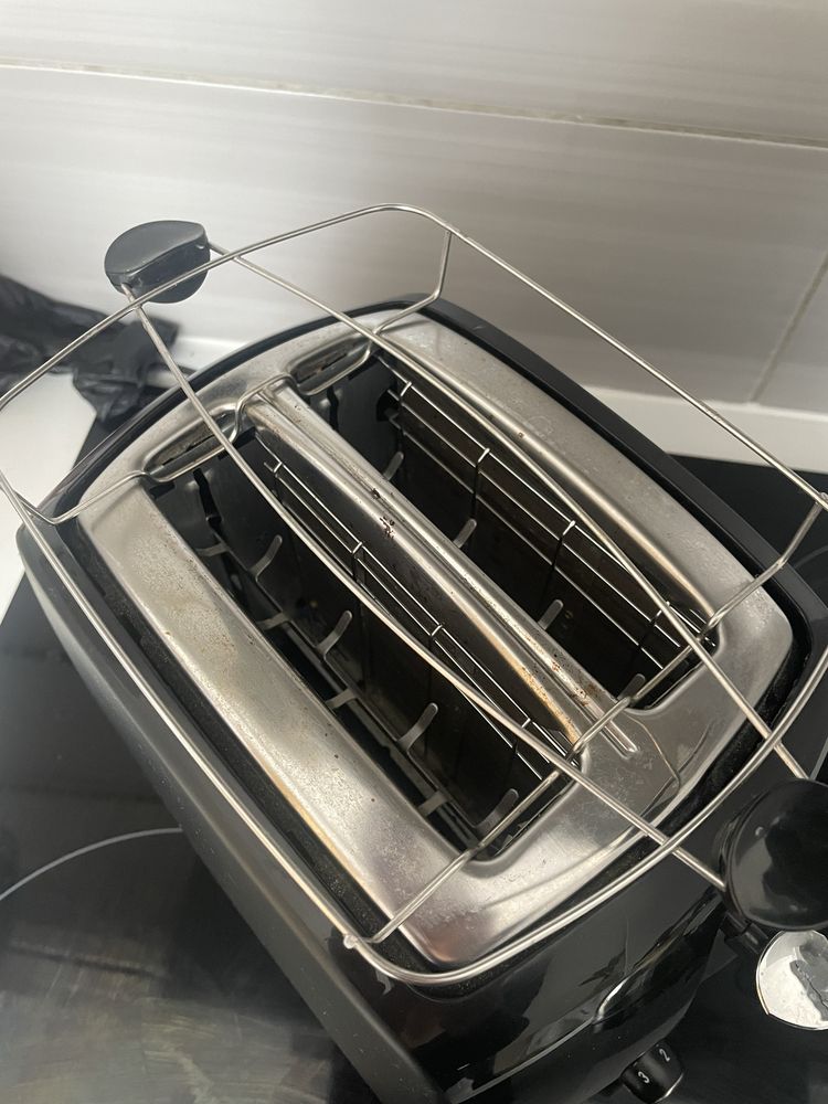 Toster / Opiekacz russel hobbs czarny 850w