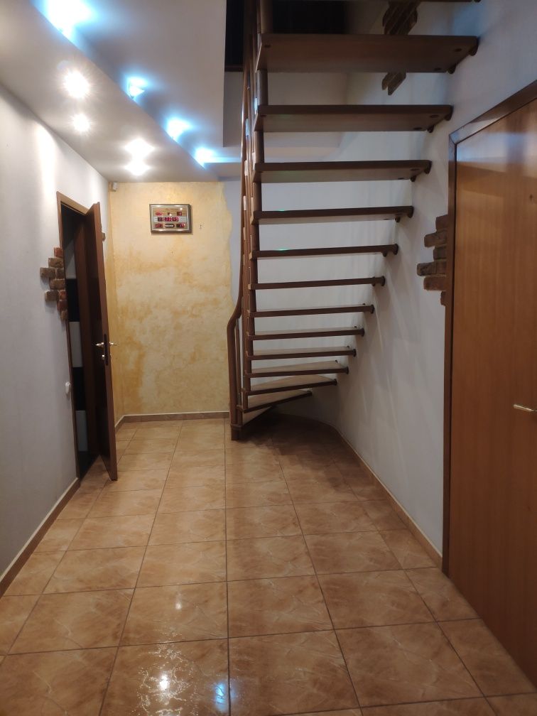 Продам дом в Диёвке, ориентир 94 школа.