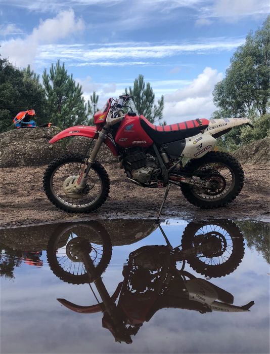 Honda xr400 em bom estado