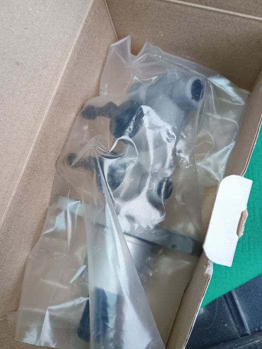 Комплект вакуумного підсилювача і гальмівного циліндра ваз21214