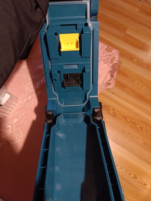 Radio budowlane Makita