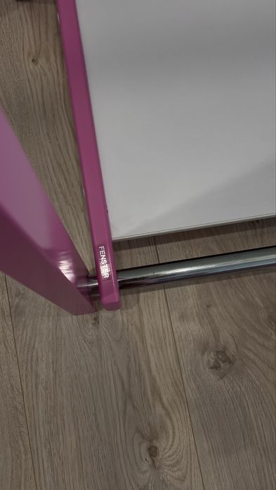 Вішак для дитячої кімнати