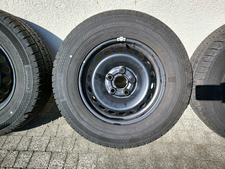 Continental VanContact 4Season 235/65 R16 + felgi stalowe (5 sztuk) FV