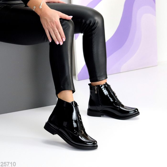 Жіночі черевики ботинки лакові зима