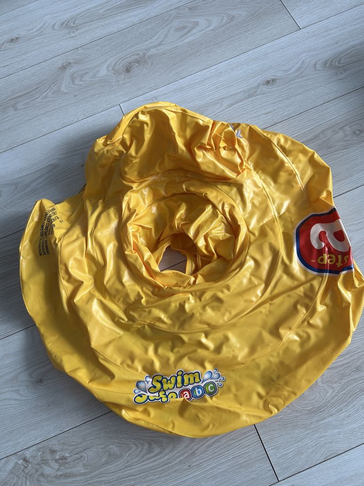 Kółko do pływania 0-11kg Bestway + pampersy do wody 3-4 cala paczka