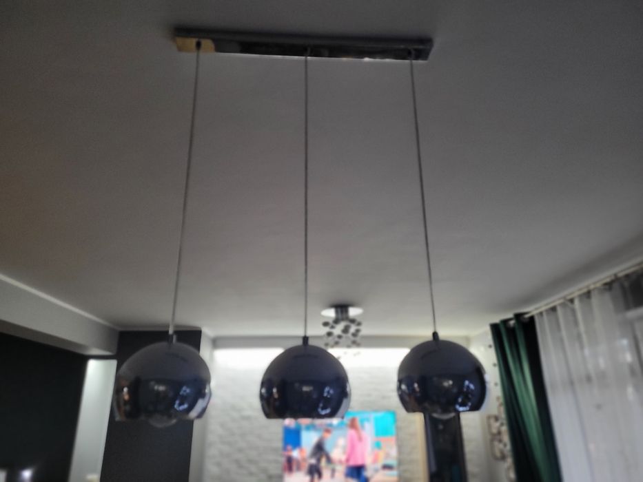 Lampa sufitowa trzy kule chromowane