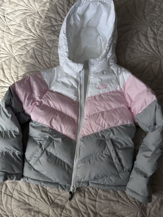 Куртка дівчинка Nike оригінал! 137-147 см