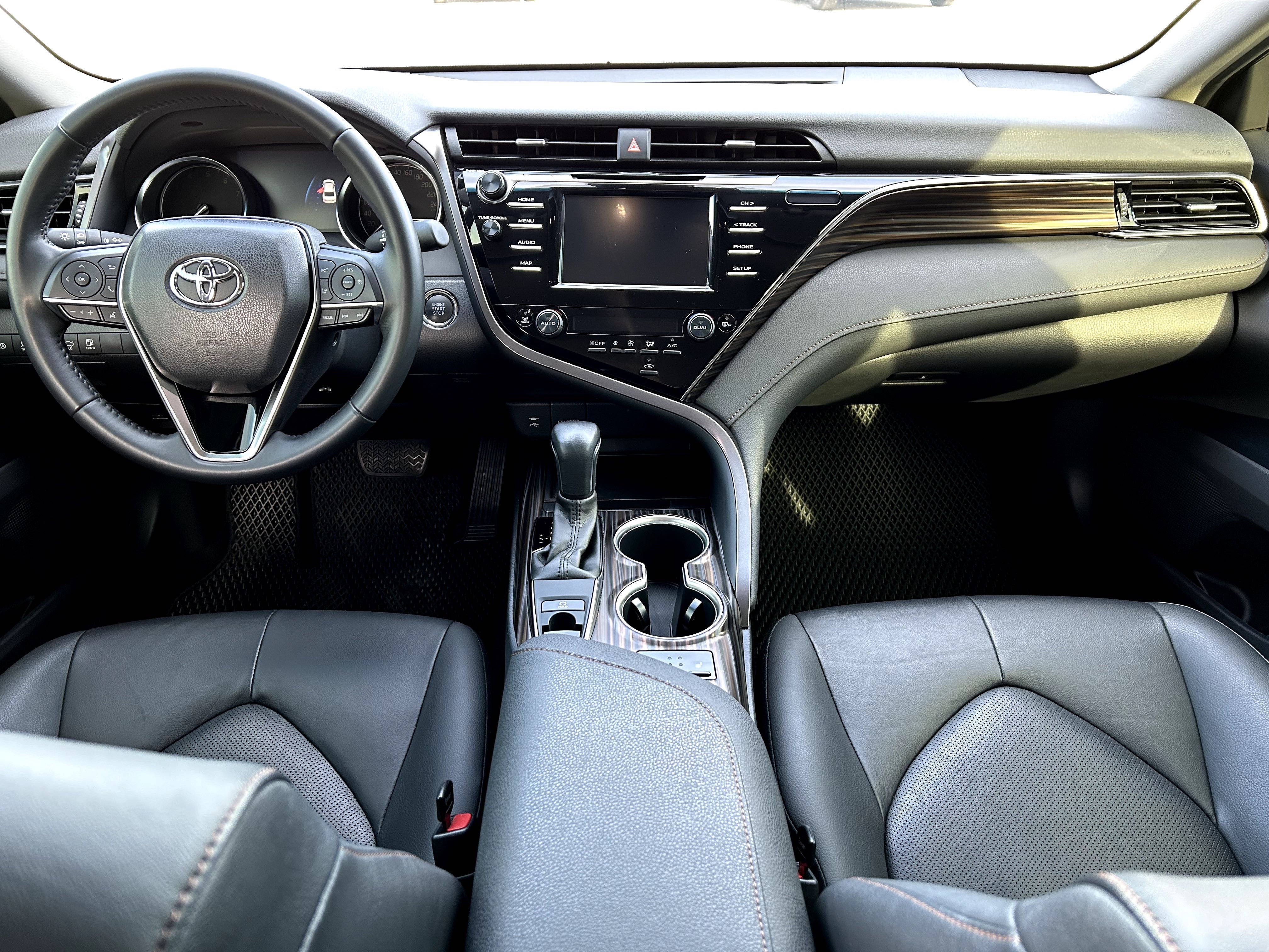 Продам Toyota Camry 2020 Prestige