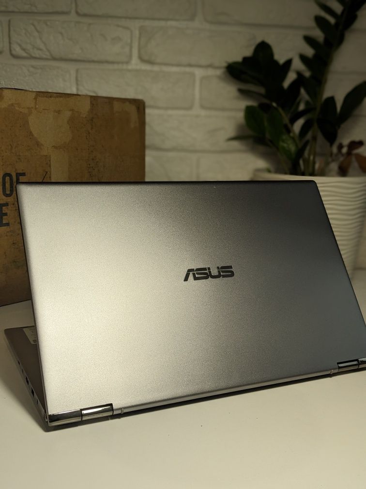 ASUS Zenbook Q507i 15,6" 360 ryzen 7-4700U 8 core 256 8gb MX350 2GB