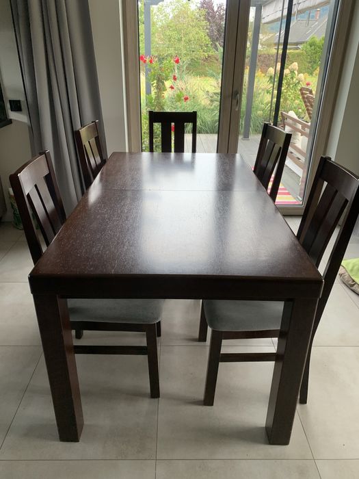 Sprzedam stół drewniany duży + 8 krzeseł