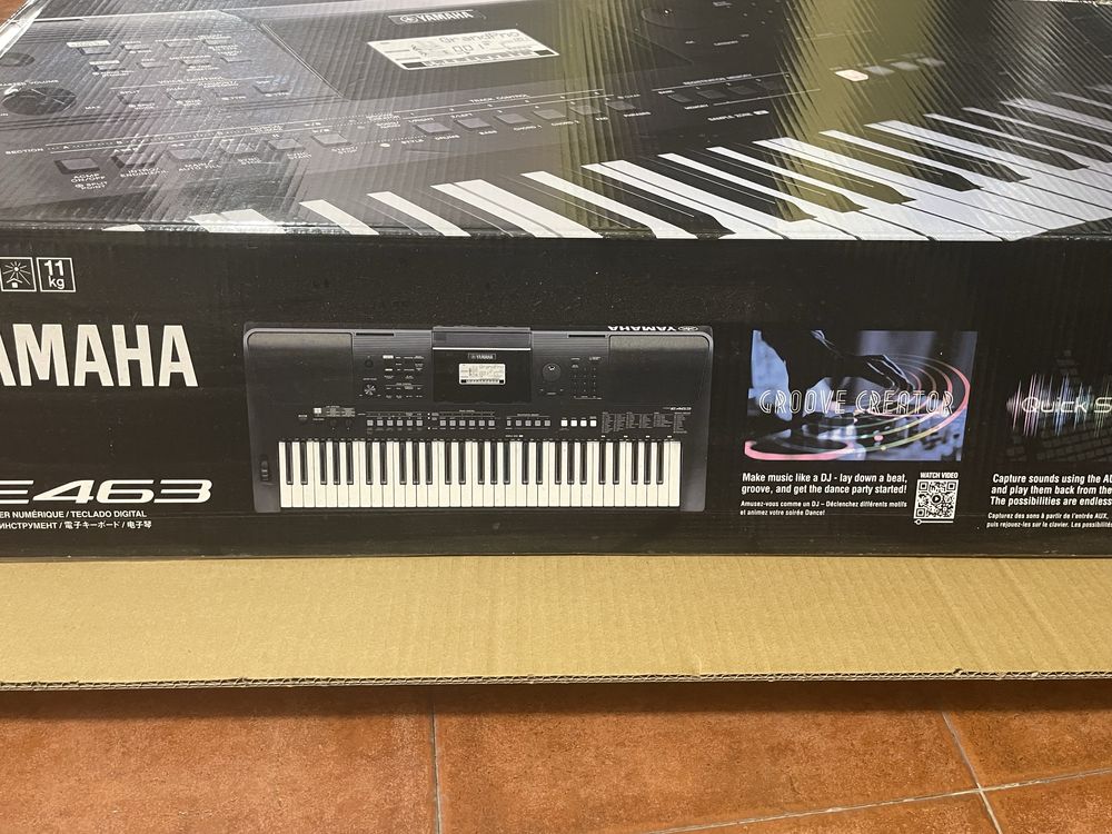 Teclado Digital Yamaha com cavalete