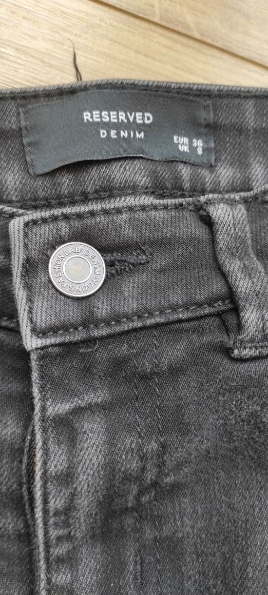 Jeansy spodnie damskie Reserved r.36 S czarne