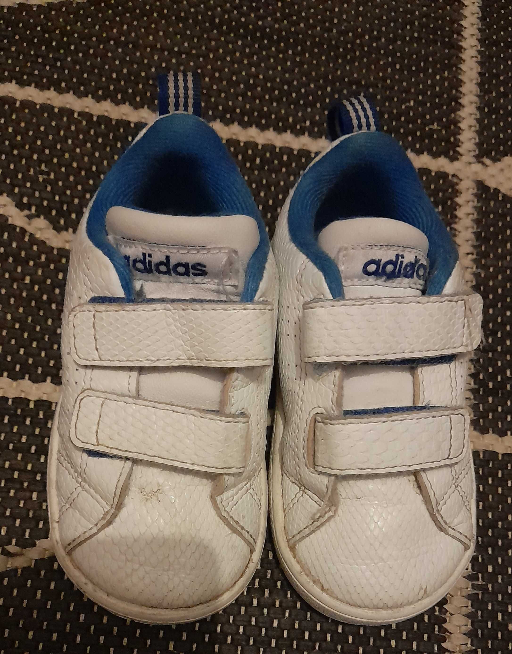 Tenis adidas brancos  21