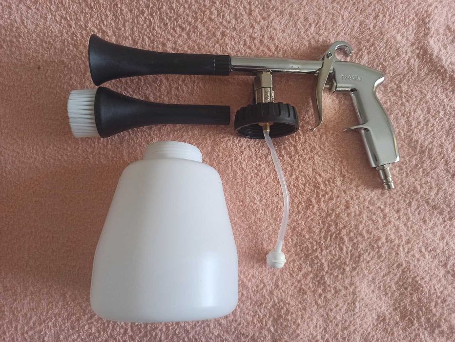 Tornado Обладнання для хімчистки машини